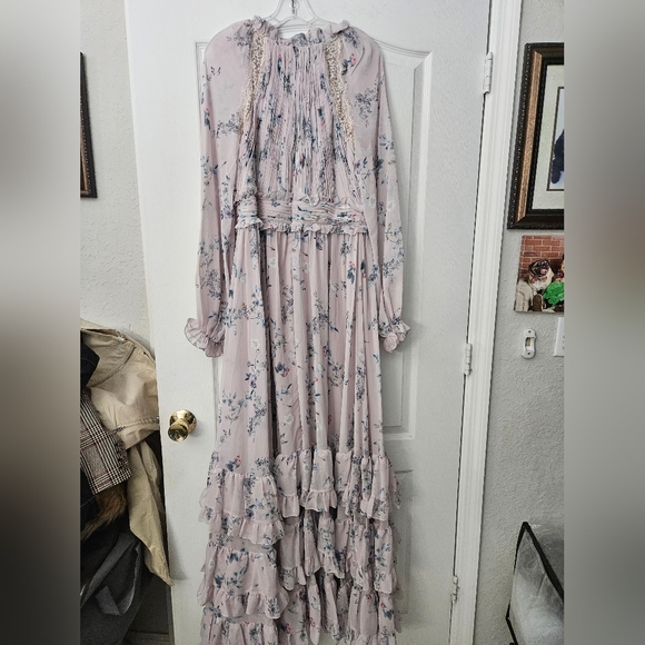 NWT  Mac Duggal Lilac Floral Print Ruched Raglan Sleeve Tiered Gown Sz 10 68199 - Picture 8 of 12